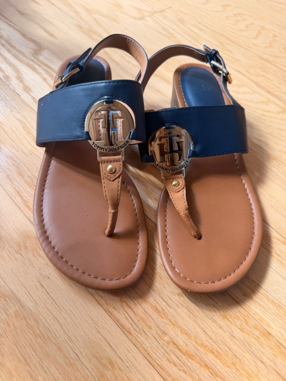 Tommy Hilfiger Navy and Tan Logo Thong Sandals